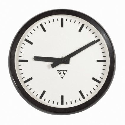 Pragotron  PV 274 clock